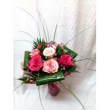 Букет с 7 бр. рози